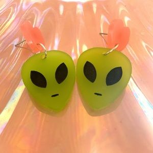 5 for $35 Sale: Handmade Alien Earrings from Pastelware